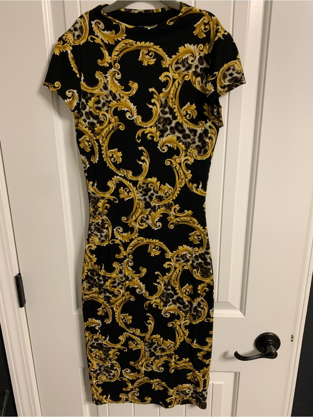 Black & Gold Baroque Print Short Sleeve Bodycon Dress